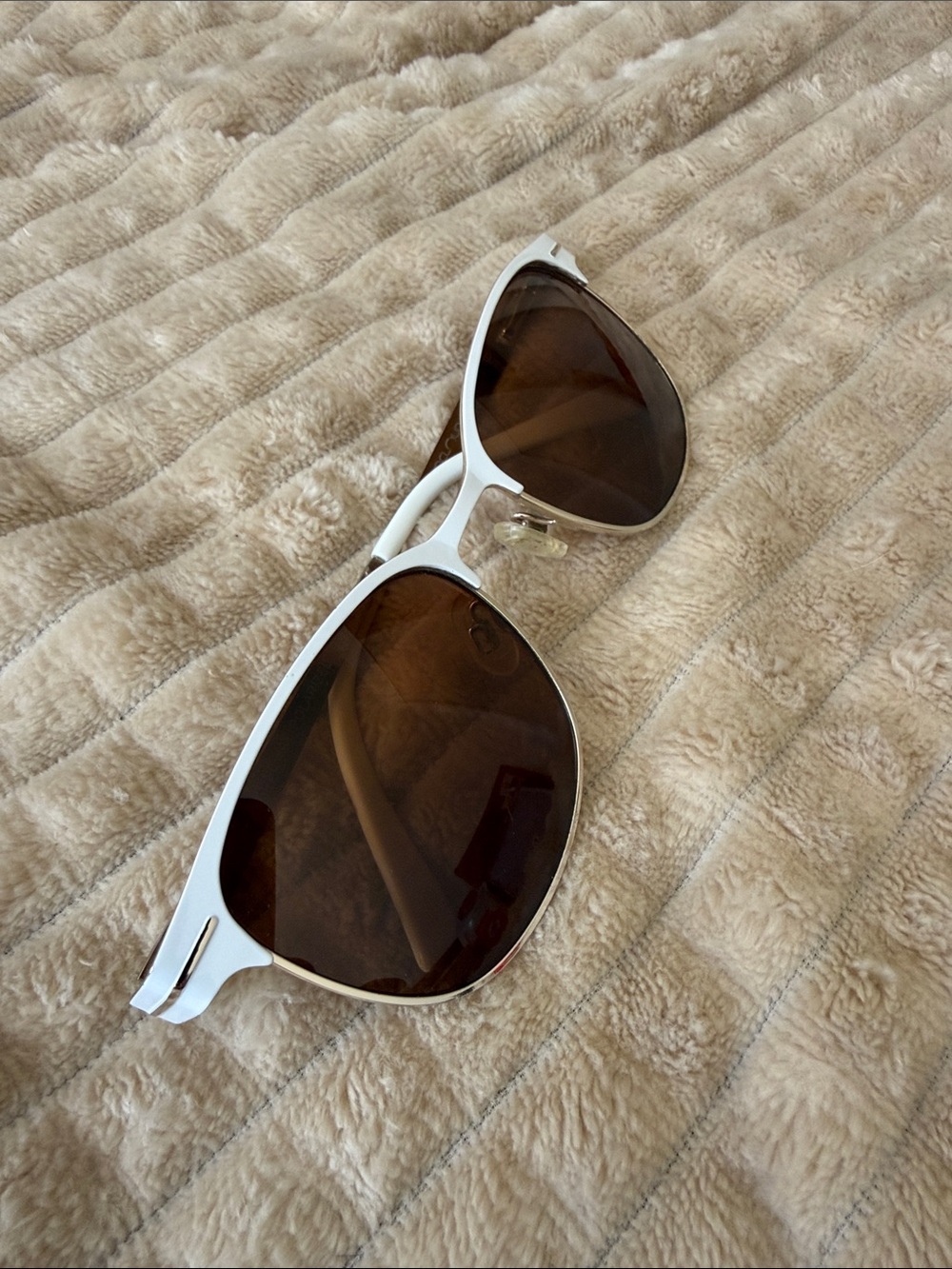 SUNCLOUD White Frame Brown Lens Sunglasses